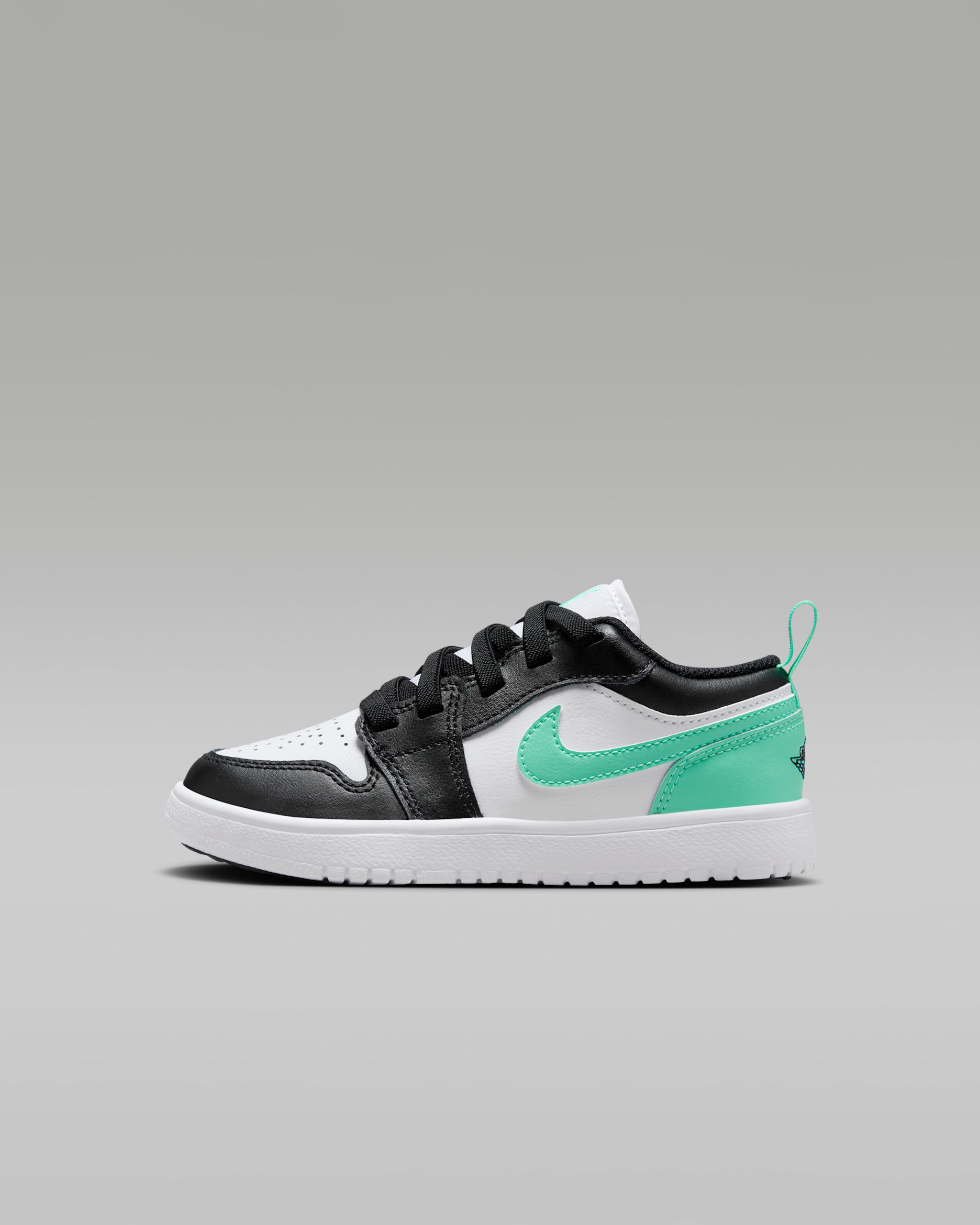Jordan 1 Low Alt Younger Kids' Shoes. Nike ID